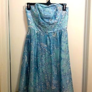 Lily Pulitzer Dress size 6 strapless and lined!